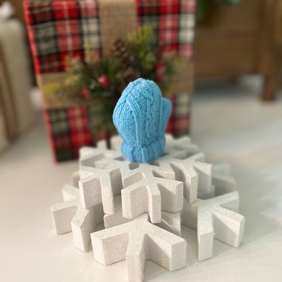 Handmade Decorative Soap - Mitten Soap - Hand Crafted - Picture 2 of 3